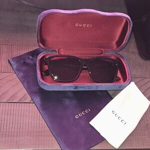 *Brand new* Gucci black/grey sunglasses